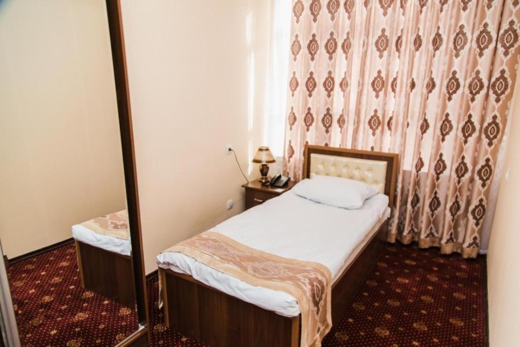 Art Hotel Ташкент Екстериор снимка