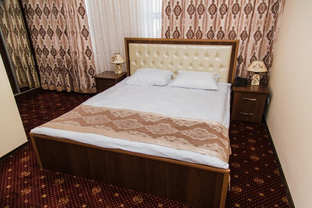 Art Hotel Ташкент Екстериор снимка