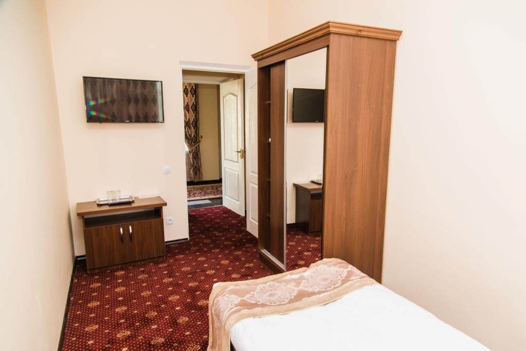Art Hotel Ташкент Екстериор снимка